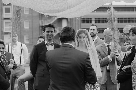 071_amy-oliver-married-0747_Gorgeous jewish wedding at Doltone House