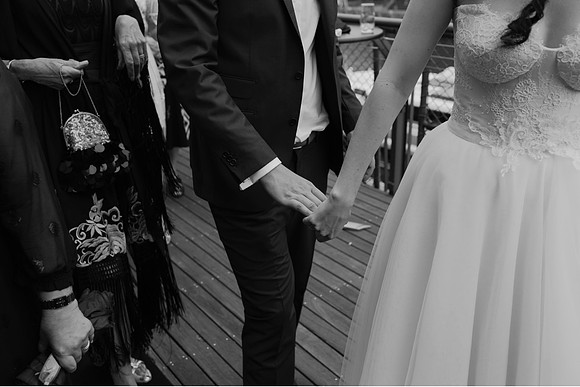 090_amy-oliver-married-0914_Gorgeous jewish wedding at Doltone House