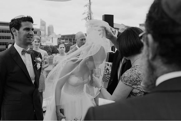 074_amy-oliver-married-0758_Gorgeous jewish wedding at Doltone House