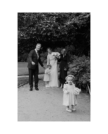 28_anna-toby-married-180