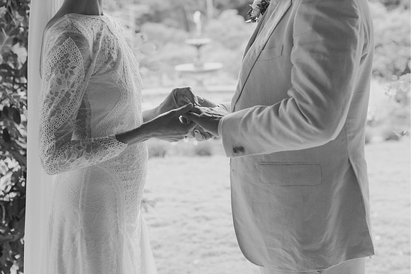 41_anna-toby-married-230