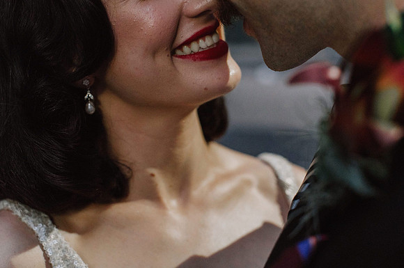 59-sarah-james-vintage-antique-store-wedding