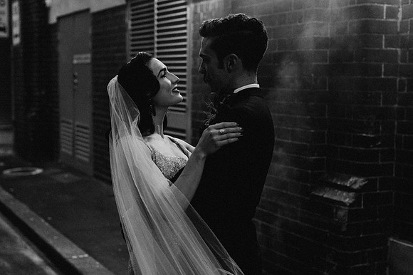 61-sarah-james-vintage-antique-store-wedding