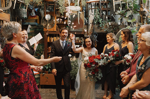 54-sarah-james-vintage-antique-store-wedding