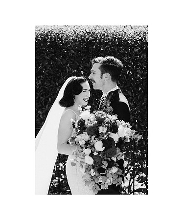 21-sarah-james-vintage-antique-store-wedding