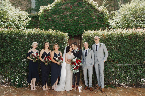 22-sarah-james-vintage-antique-store-wedding